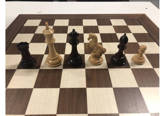 21,2-Zoll-Schachbrett Nr. 5, Walnuss, schwarzer Streifen, ohne Beschriftung