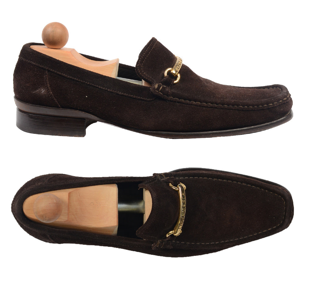 suede buckle loafers