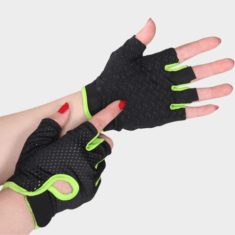 Sports Nylon Mesh Gloves with Wear-Resistant Palm.