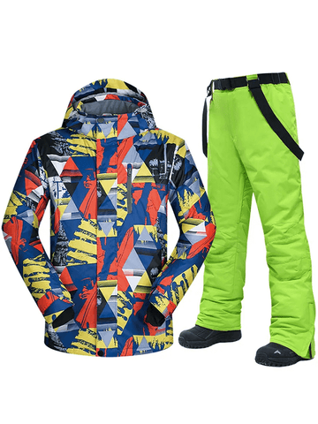 Insulated Winter Gear for Snowboarding for Men.