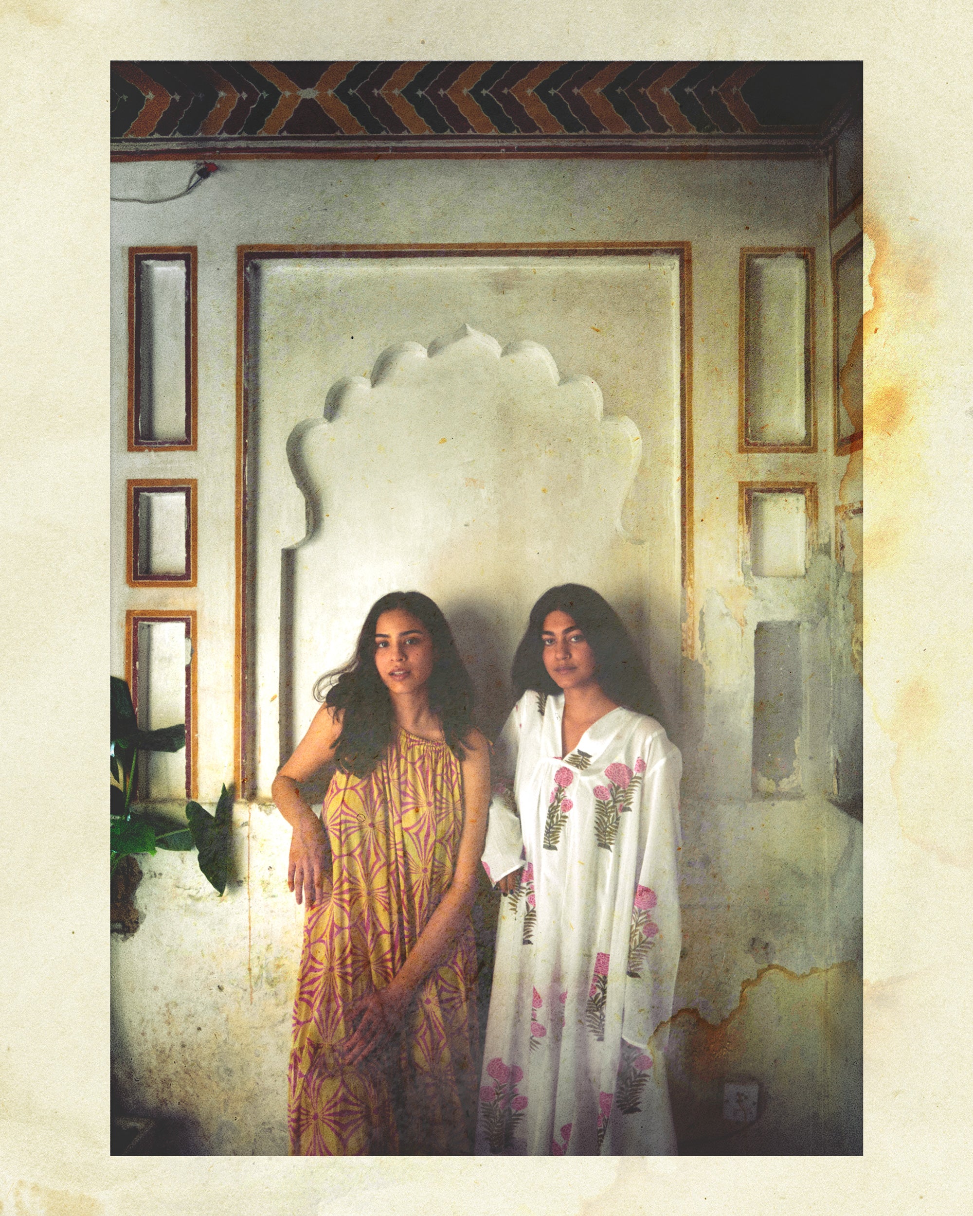 Postcards from Lahore: Alina y Meher