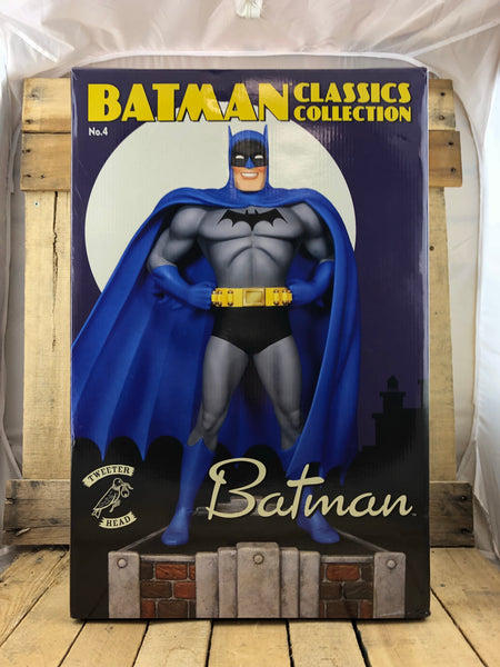 Batman Classic Collection Collectible Statue – Esawa