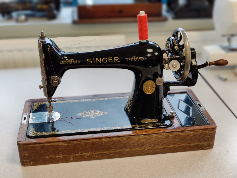 Singer 66k Original Sewing Machine