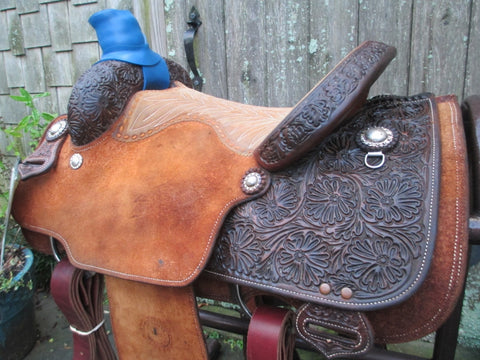 D W Barnes Fine Western Saddles