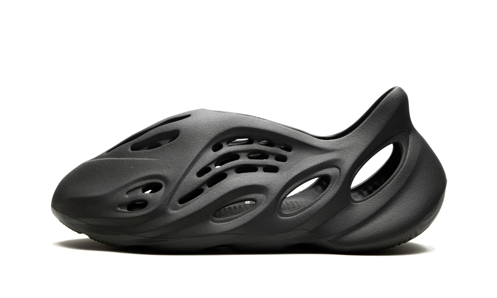 Adidas Yeezy Foam Rnr Carbon1