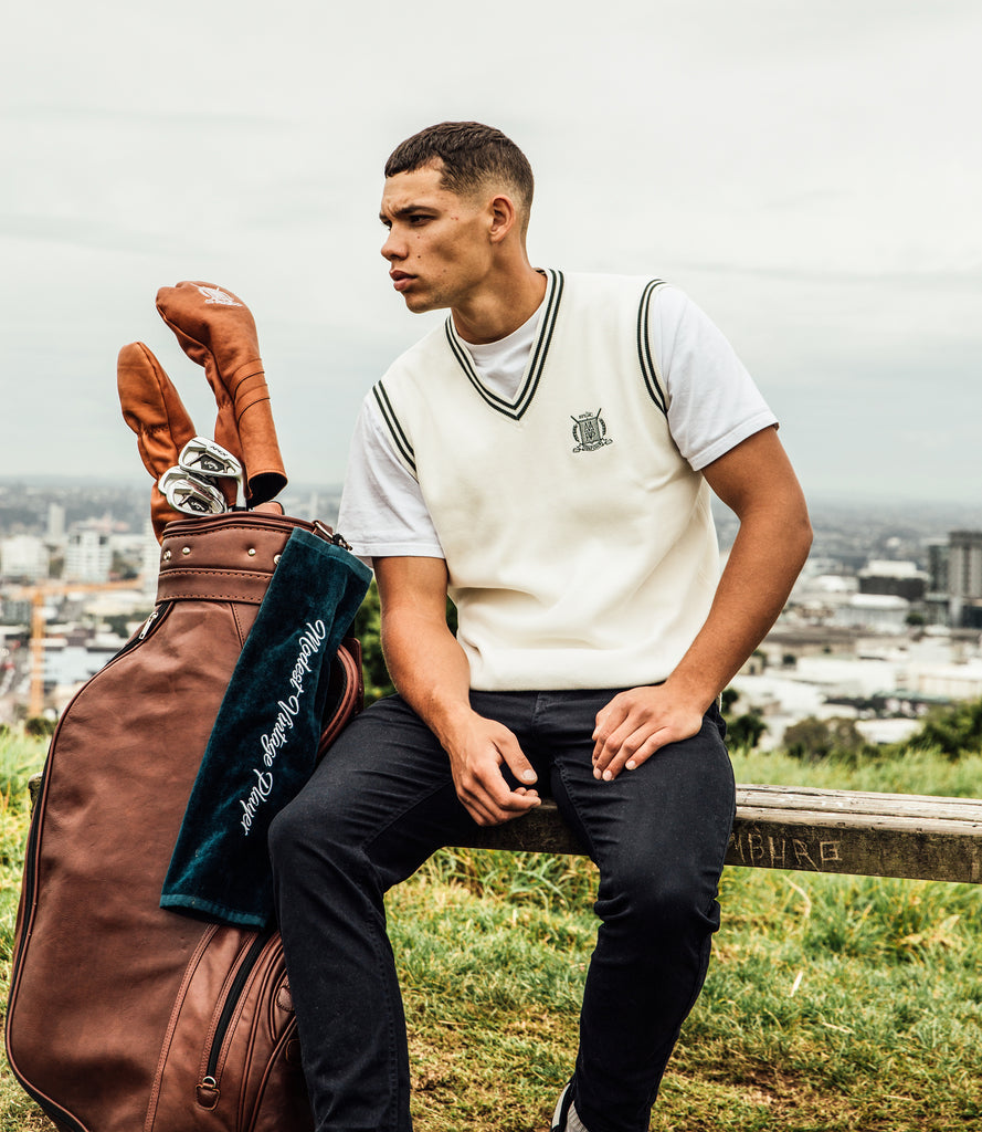 MVP Golf Club Knitted Vest + Luxury Leather Golf Bag