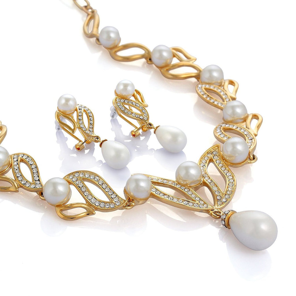 pearl drop necklace and earring set