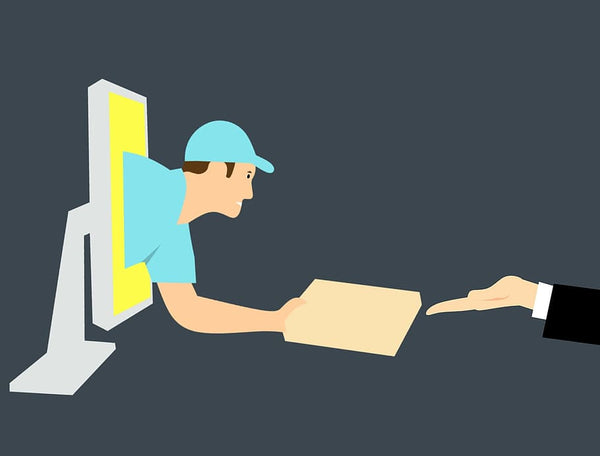 Como trabalhar pela internet: ilustração de um entregador saindo da tela do computador com um pacote de encomenda e entregando para um homem