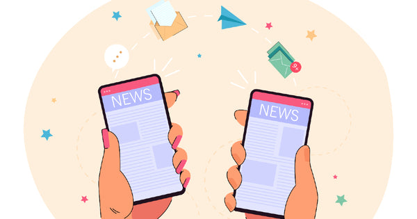 Ilustração de como criar uma newsletter mostra duas mão de pessoas diferentes, cada uma delas segurando um smartphone. Na tela dos smartphones, lê-se a palavra "news".