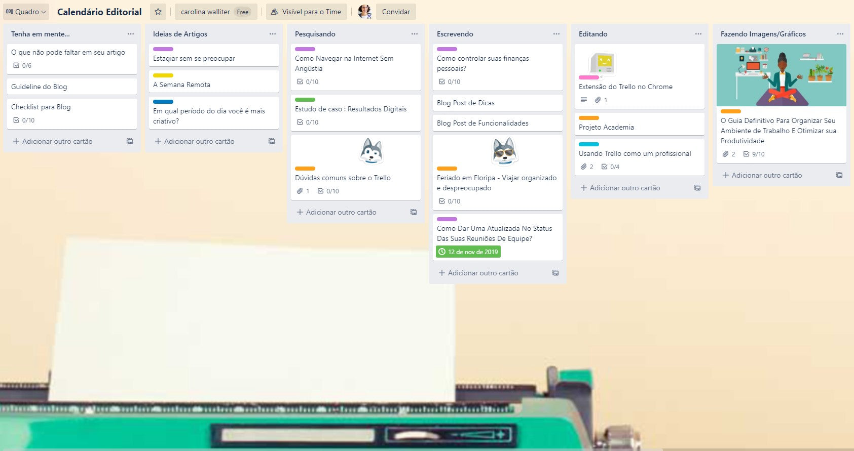 exemplo de calendário editorial no Trello