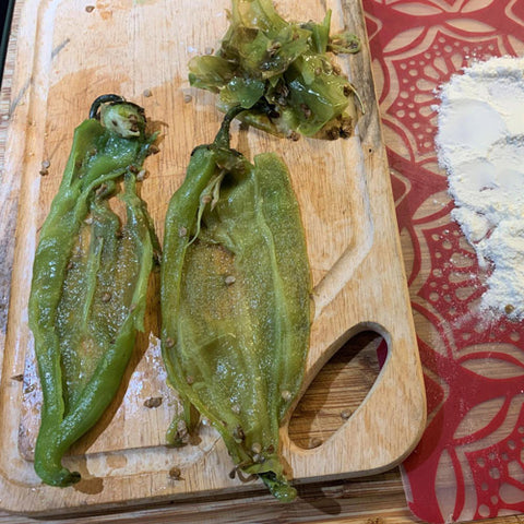 sliced green chilies'