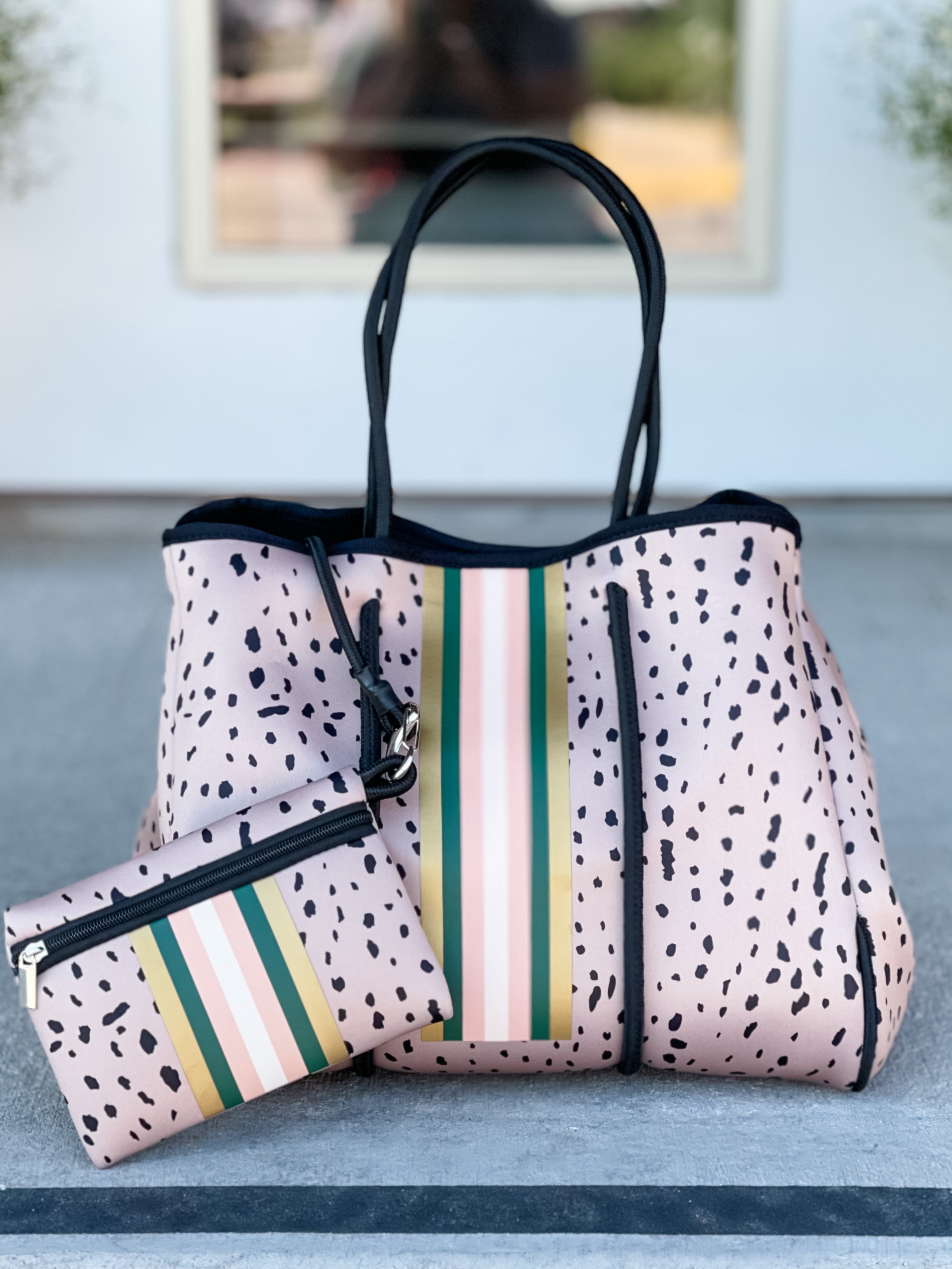 charles and keith pink bolsa