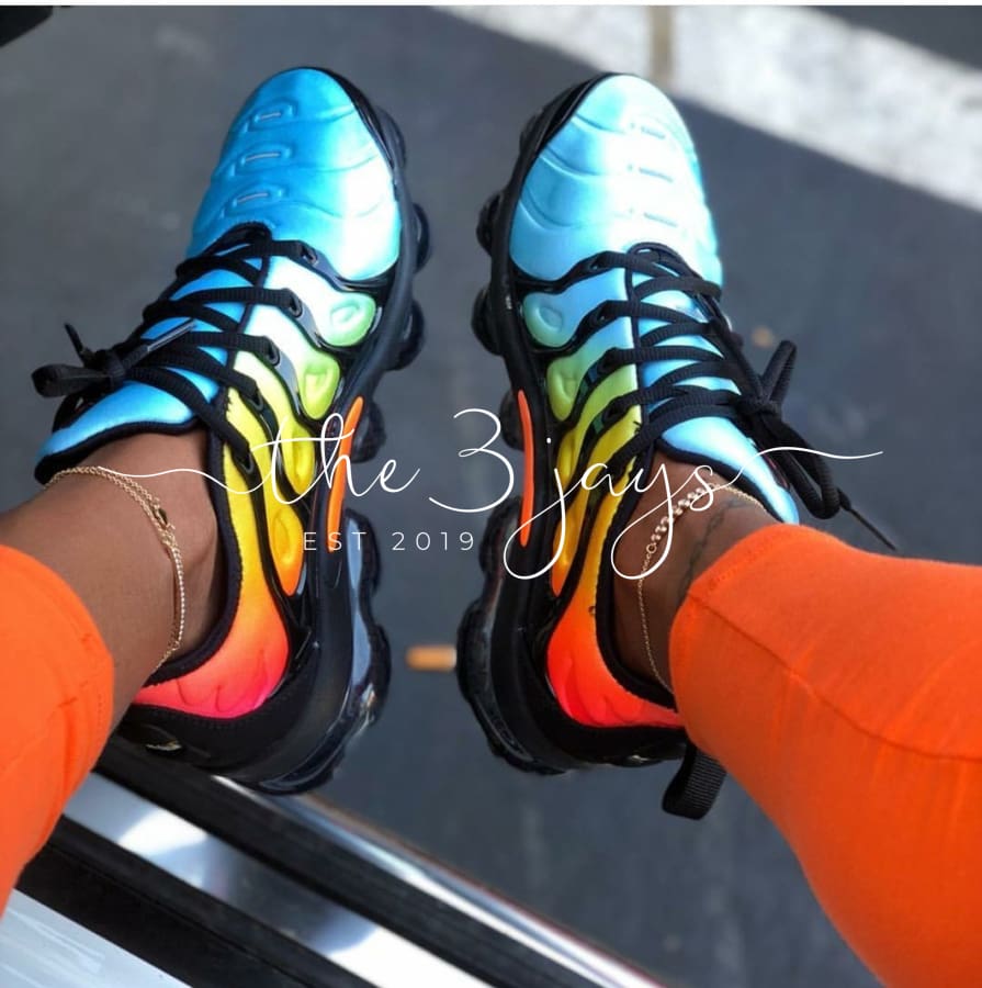 rainbow vapormax