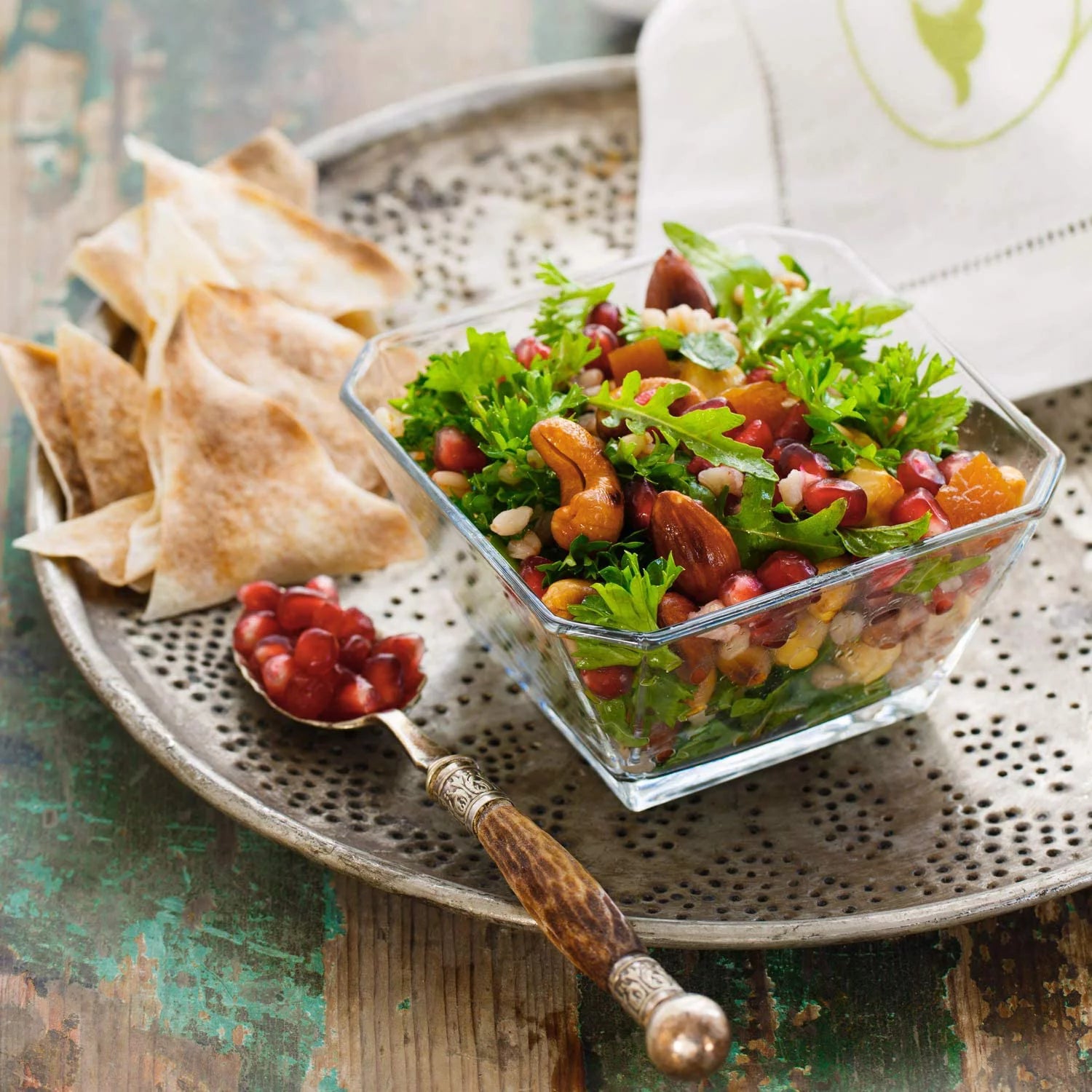 Lav Karen Mixing Glass Bowl for Kitchen Prep, 64.25 oz, LV-KRN299R6