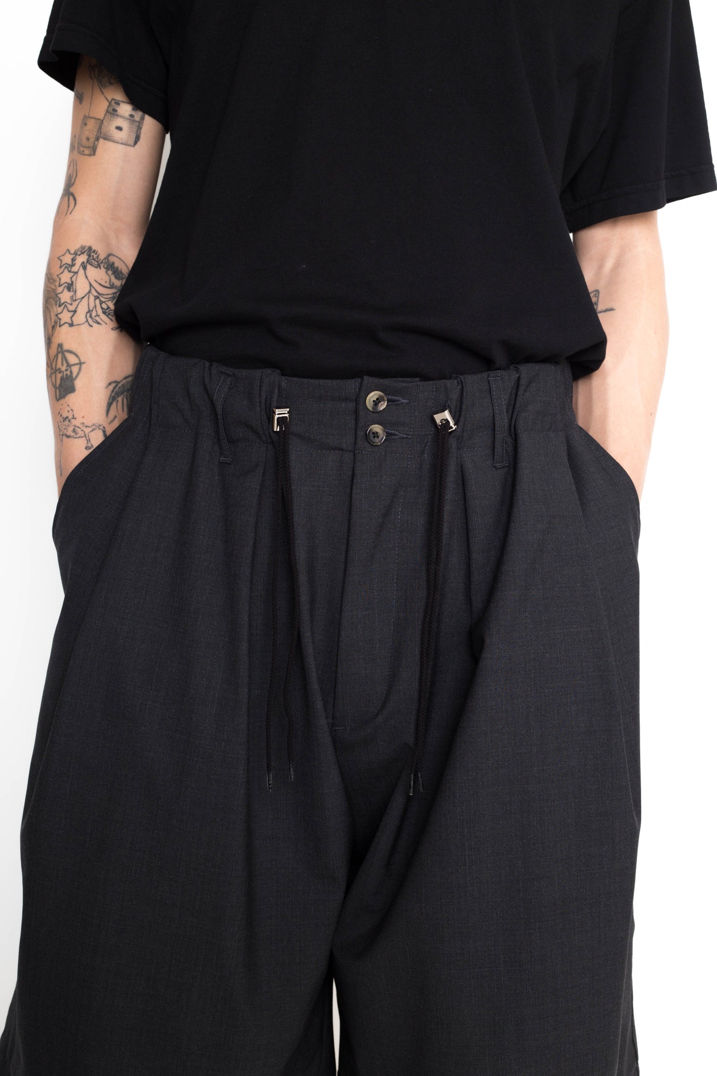 Sillage シアージ circular pants パンツ グレー F deaflink.com