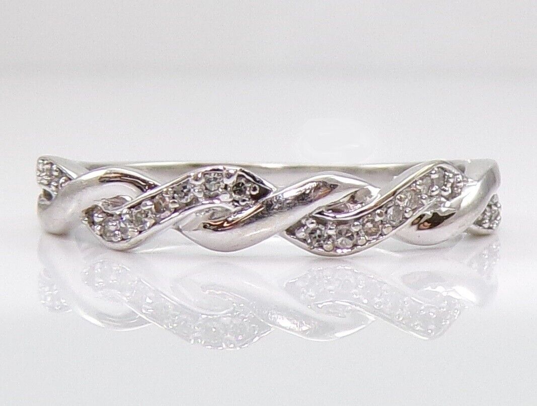 10K White Gold 0.10ctw Diamond Wedding Twisted Band Ring Size 6.75 LNE2
