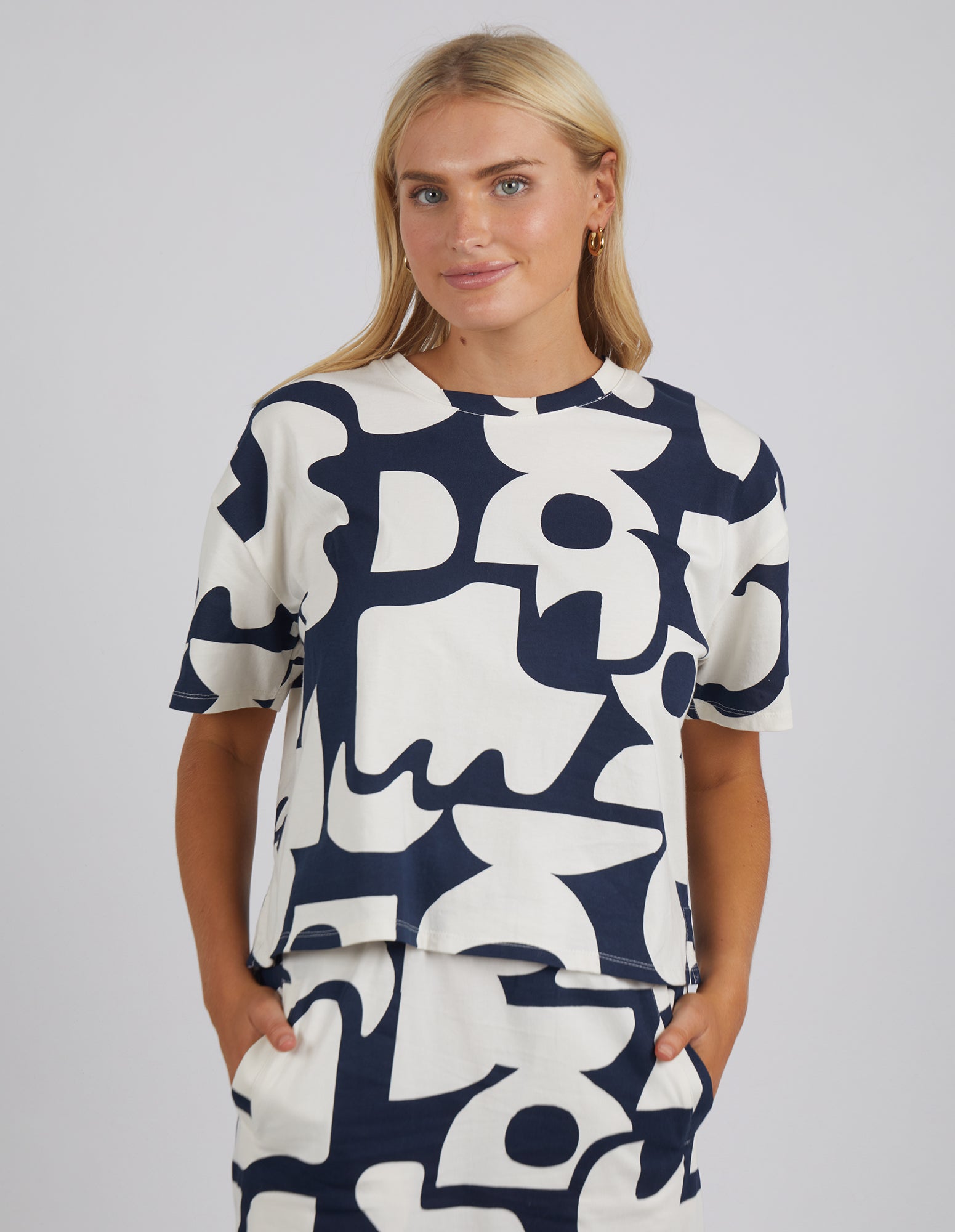 Miro Tee Navy Geometric Print