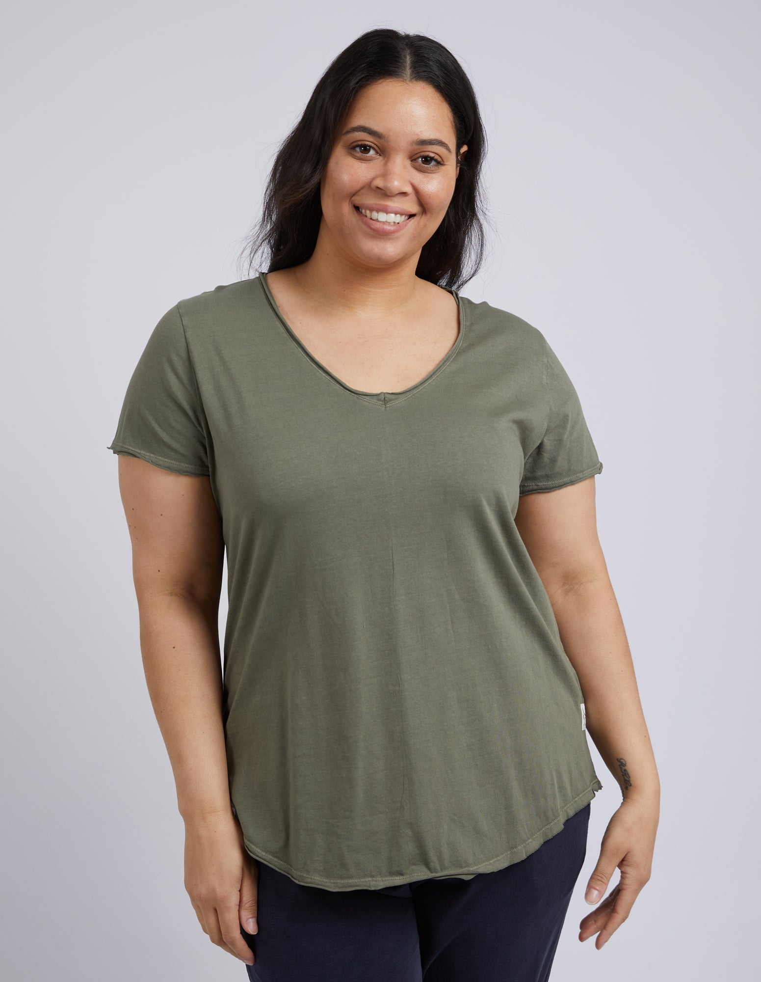 Fundamental Vee Tee Khaki