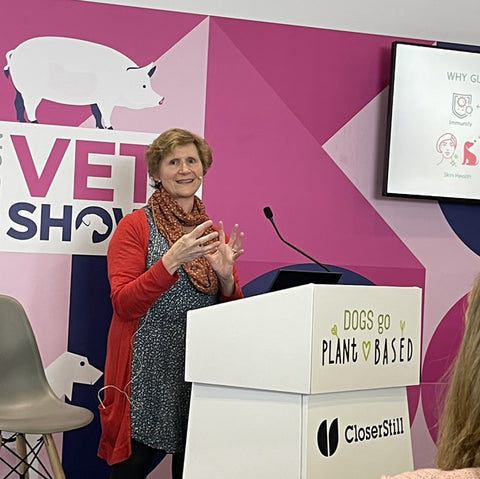 Dr Arielle speaks at London Vet show and exposes Royal Canin