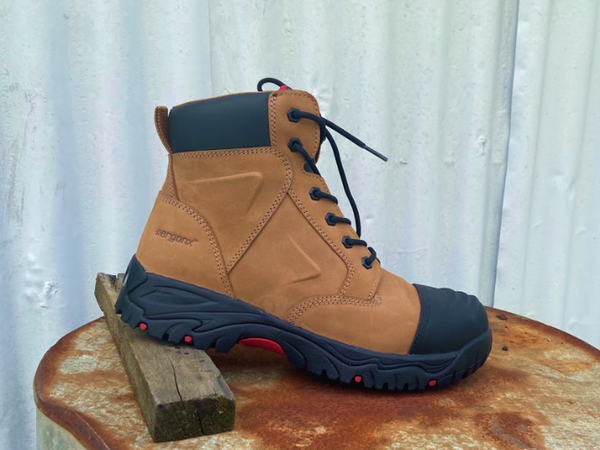 The Ergonx Elements work boot is incredibly comfortable and offers the ultimate protection.
