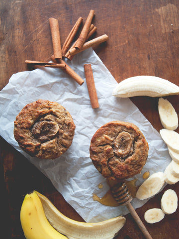 muffins with banana and cinnamon