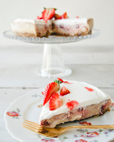 strawberry swirl cheesecake