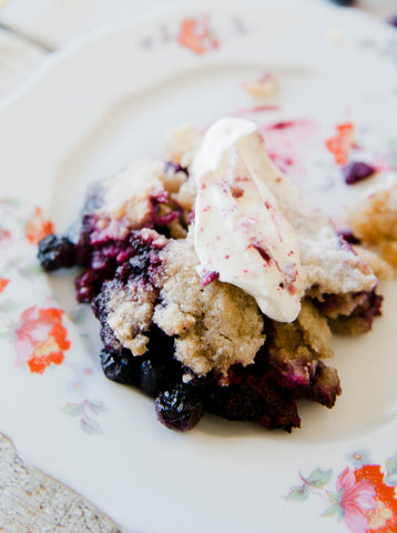 berry cobbler