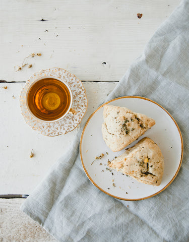 scones with tea