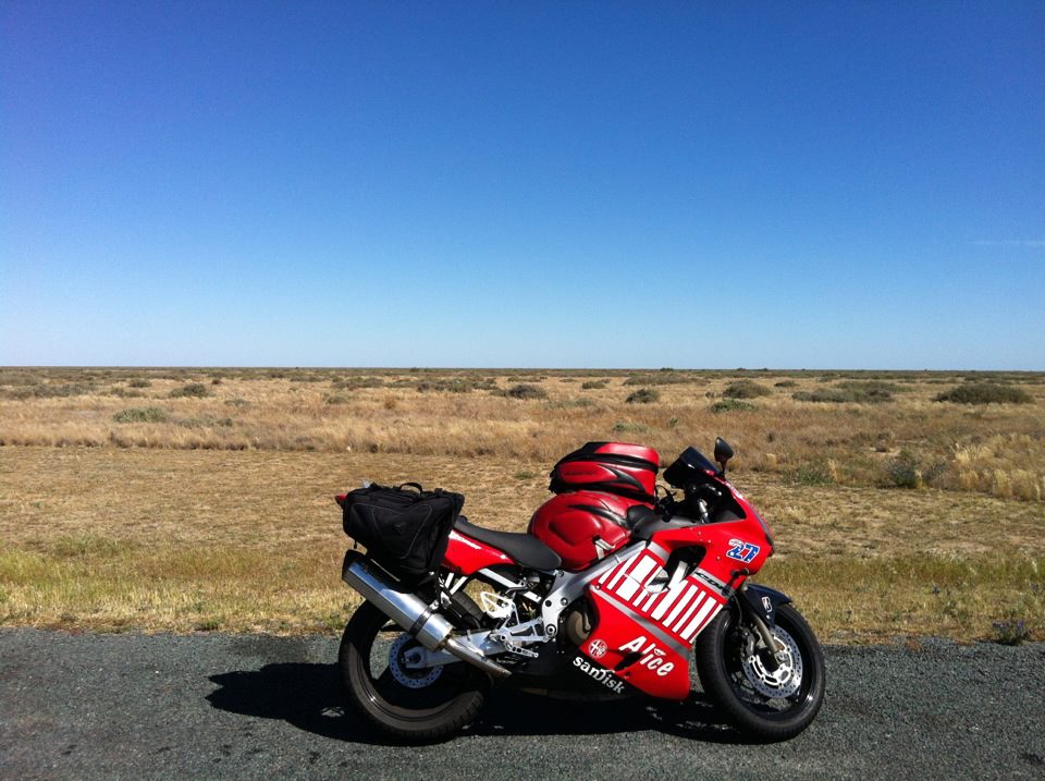 2012 Solo Trip - 05 CBR600F4i - Hay Plains