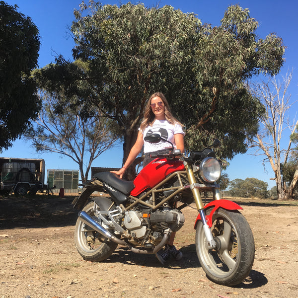 jessica bone's motorcycle story at moto femmes