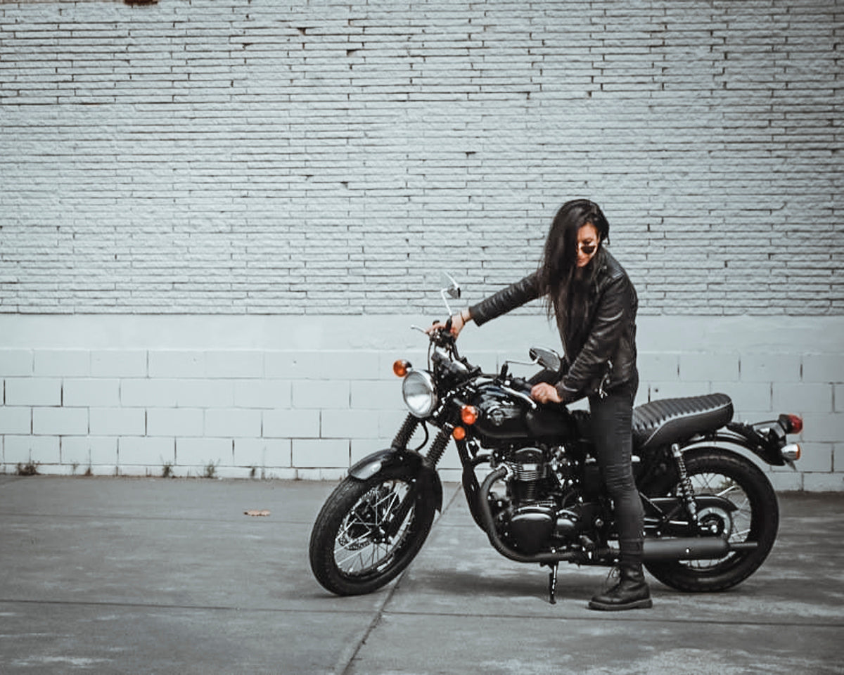 Remi Aloni and her Kawasaki W800