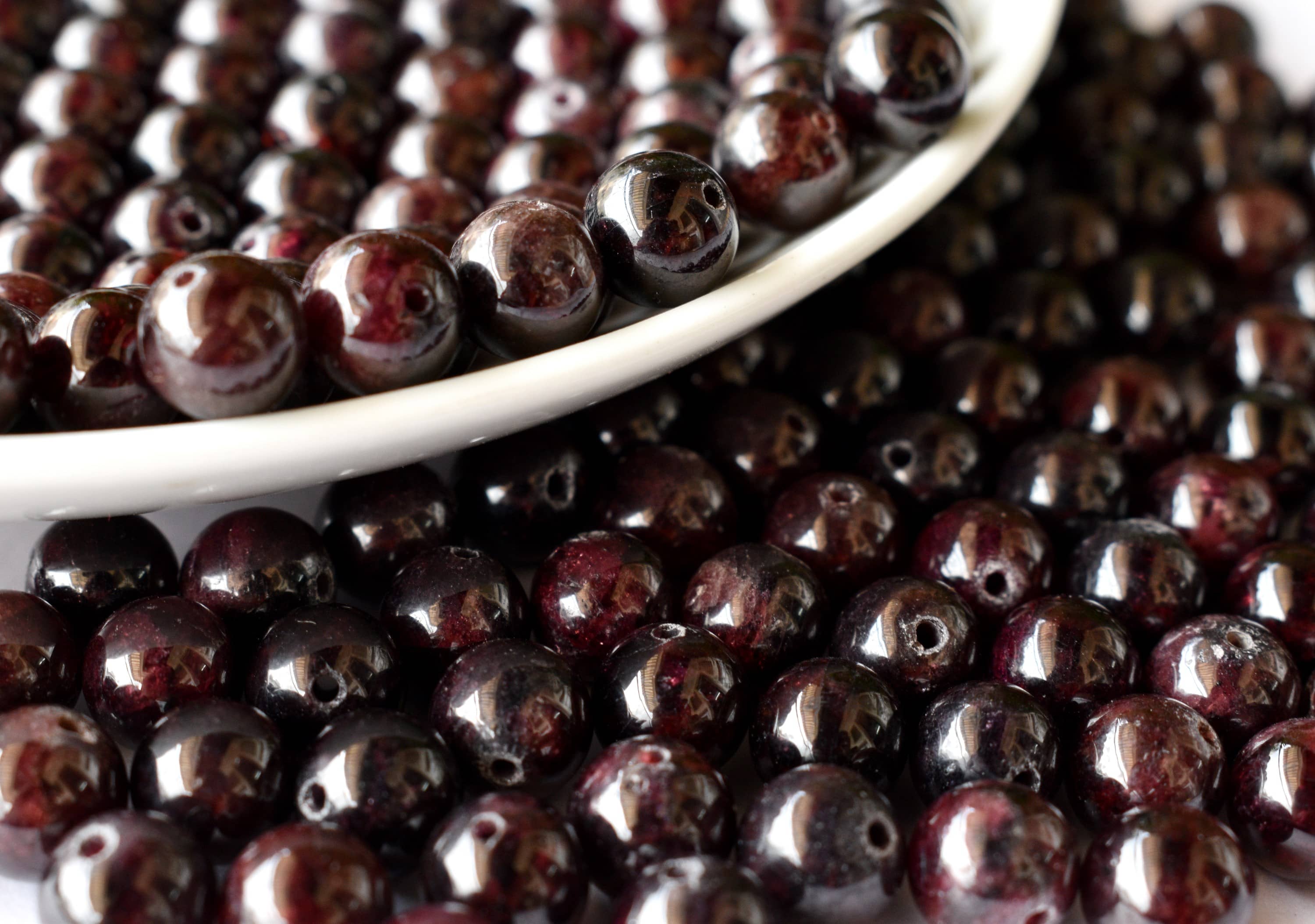 Garnet Round Beads 6mm