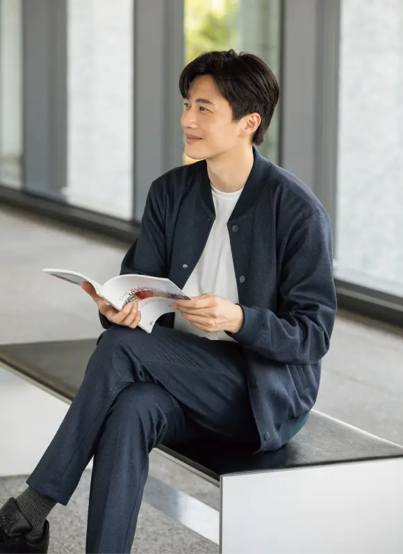 Stretchy, lightweight and stress-free comfort Printed Jersey Blouson