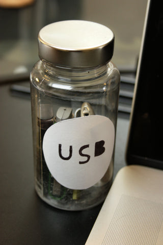 NutraVita Blogpost Upcycled Containers DIY USB