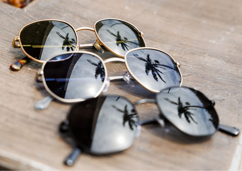 Polarized Sunglasses: Everything You Need to Know - Shari Dionne Luxury  Collection