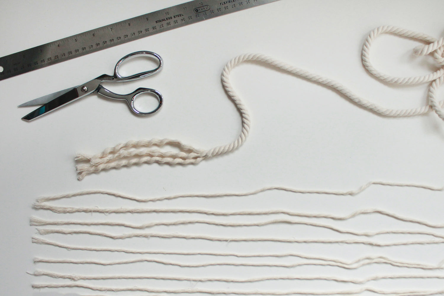 Unravel macrame rope