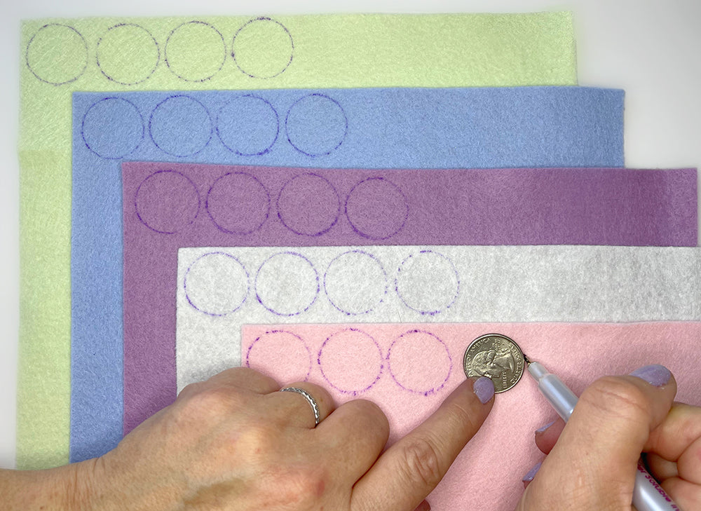 Tracing felt circles