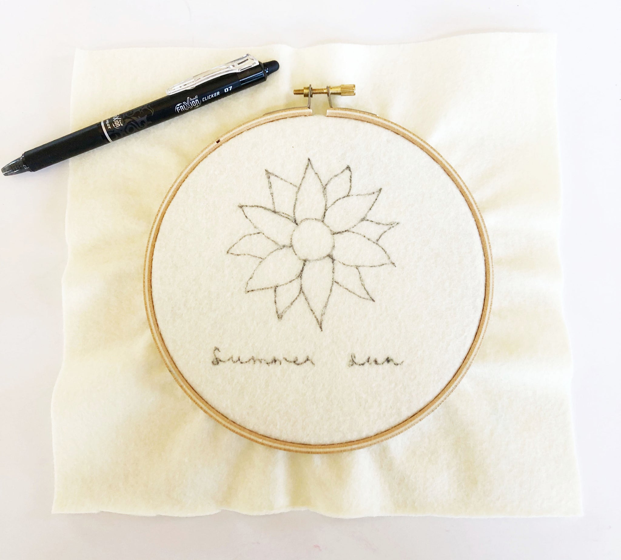 Transferring embroidery pattern to felt