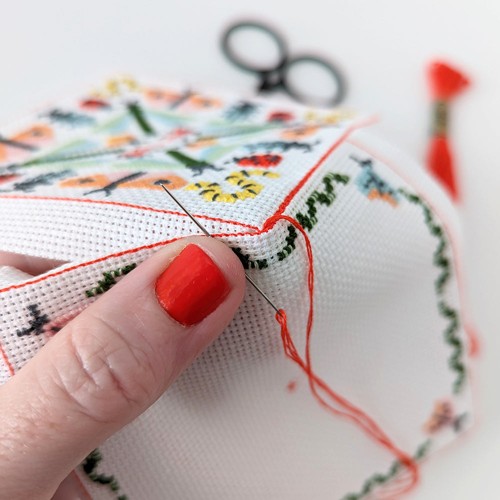 Turning corner while stitching