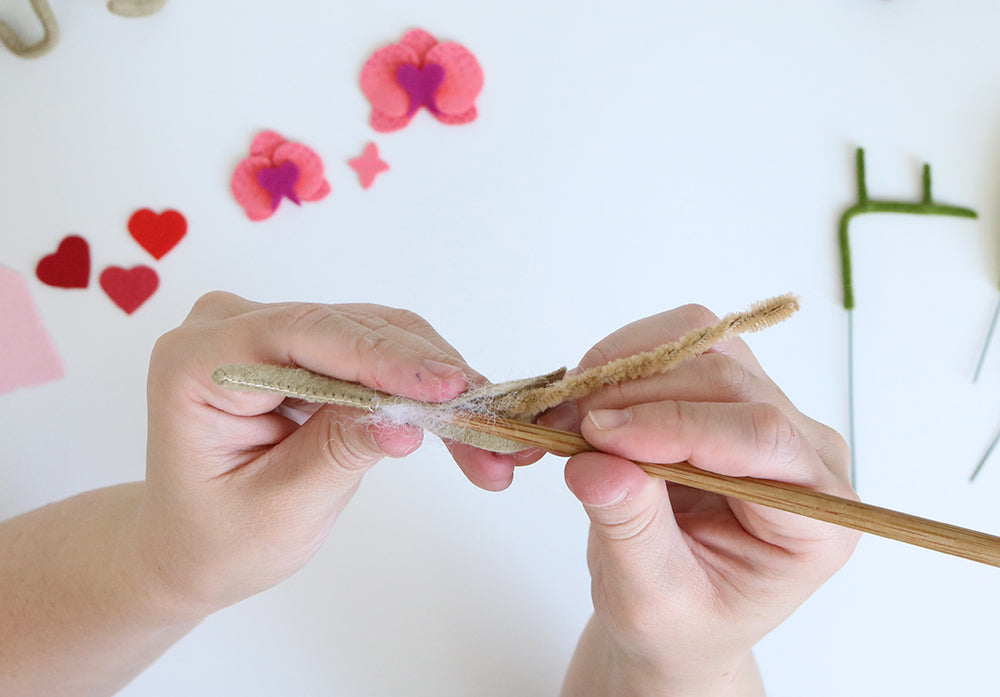 Stuffing root tendrils