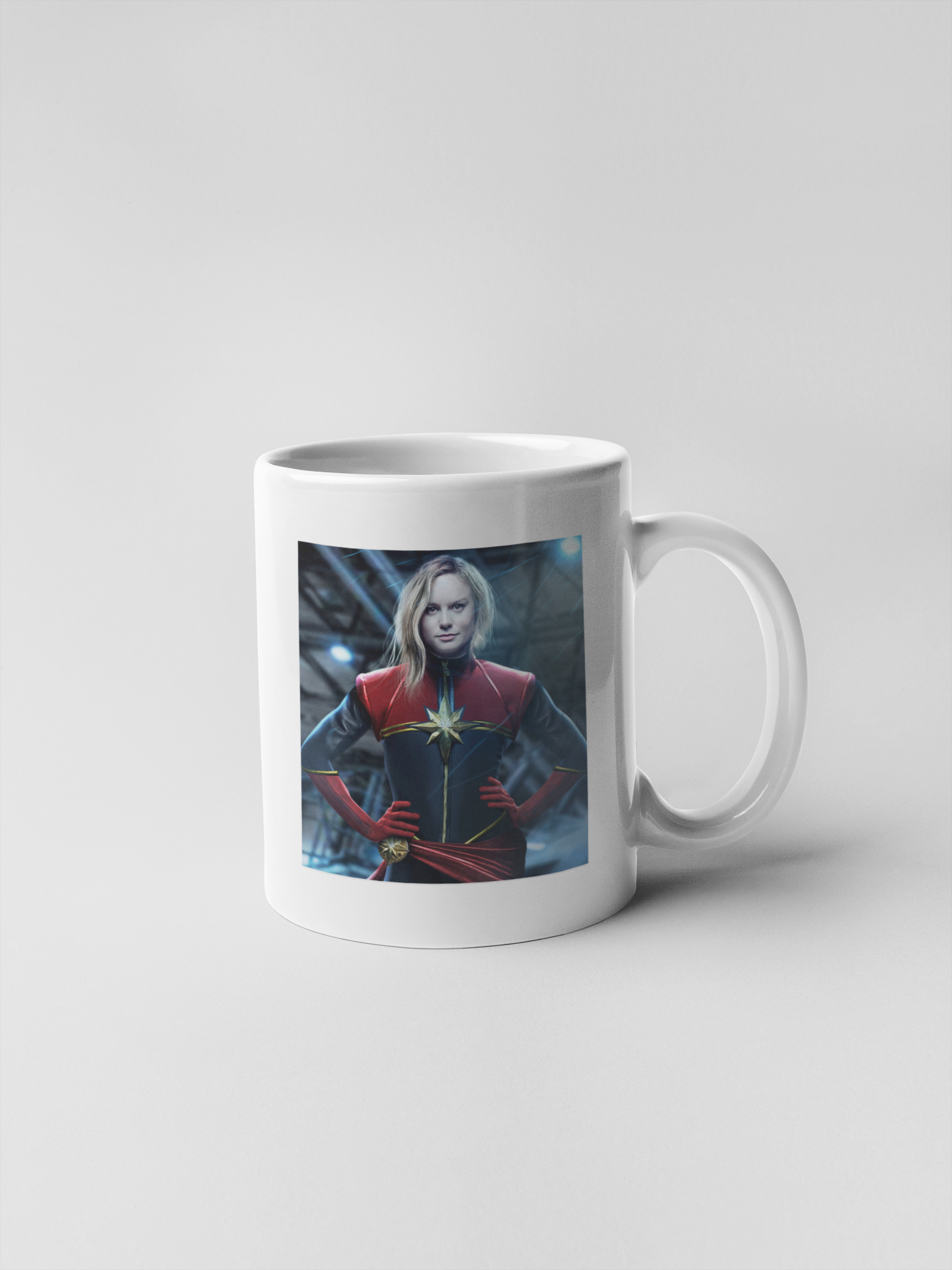 https://cdn.shopify.com/s/files/1/0791/1867/products/BrieLarsonCaptainMarvel.png?v=1669087561