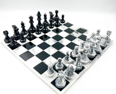 Vencedor da estratégia do jogo Golden Chess no tabuleiro de xadrez