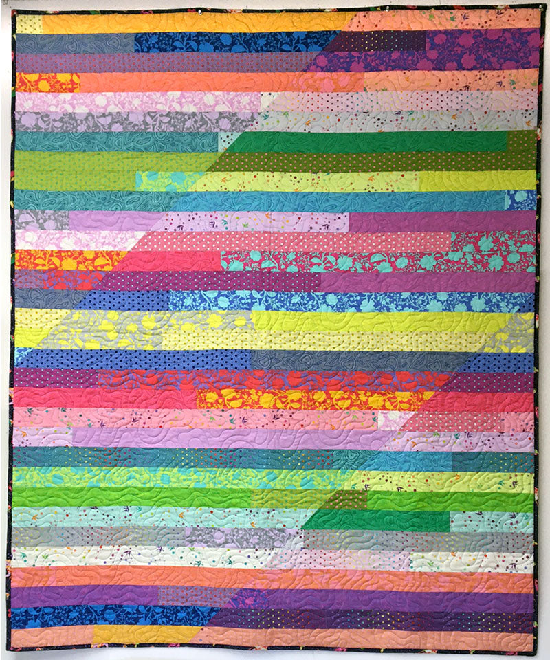 Exponential Quilt Pattern using Tula Pink fabric stitched by Christine Vinh