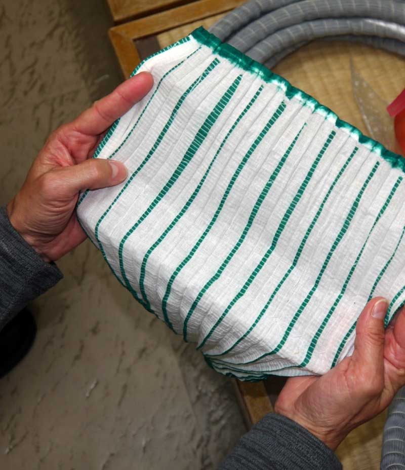 Result of fan folding and wrapping shibori technique. (Photo by Cathy Ward)