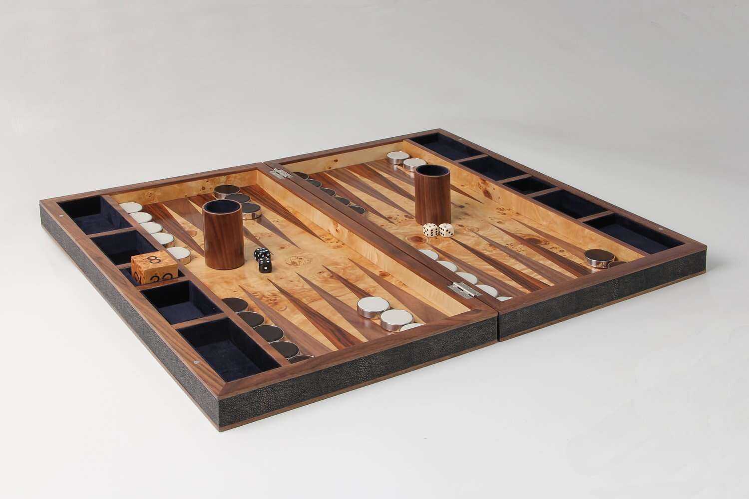 Backgammon Set forwooddesign