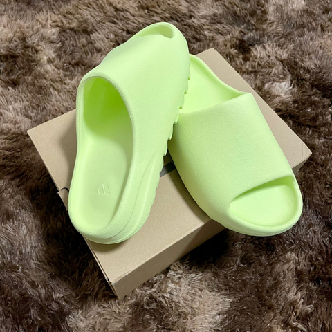 Adidas Yeezy Slide 'Green Glow'