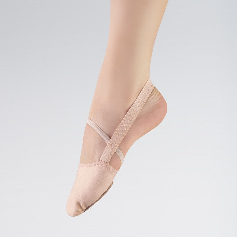 nude pointe shoes