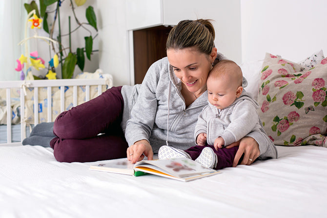 Mom doing establishing a bedtime routine to help with 6-month sleep regression