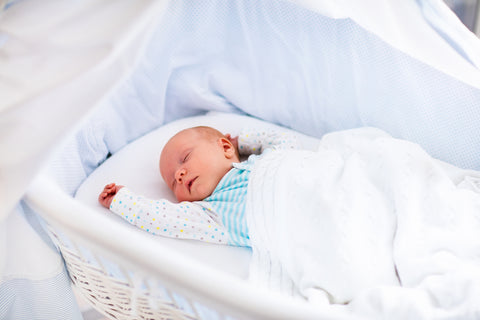 Bassinet Mattress Buyer's Guide: 4 Tips 