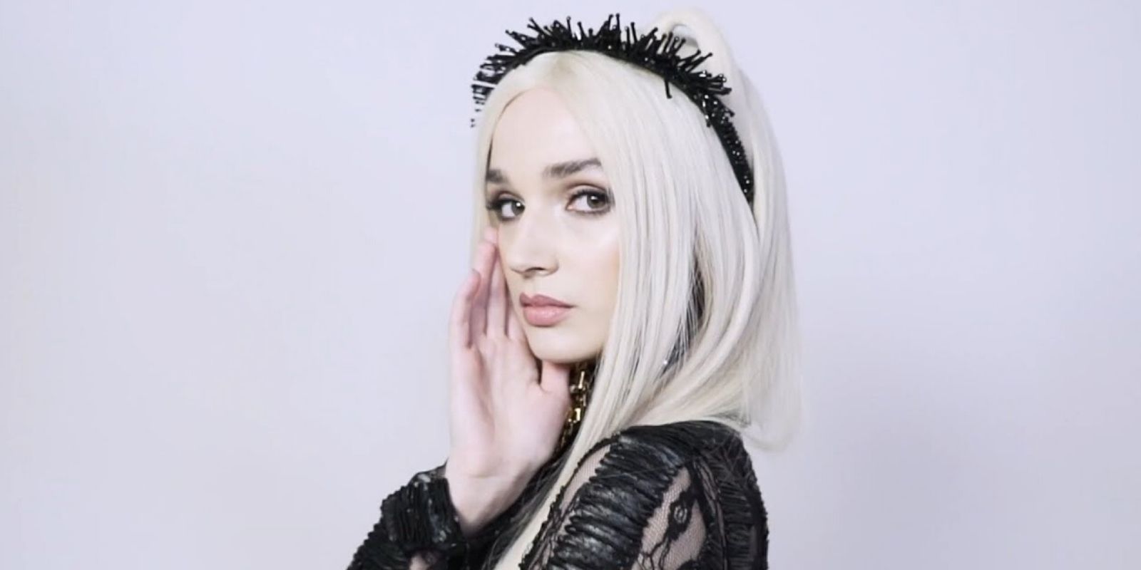 Поппи музыка. Поппи (певица). Poppy американская певица. Poppy певица 2021. Poppy Singer 2020.